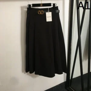 2025SS スカート VALENTINO ヴァレンティノ 国内希少!大人気 商品画像 1