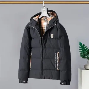 BURBERRY バーバリー 2025年秋冬 ダウンジャケット 早めの入荷が話題の新作 商品画像 1