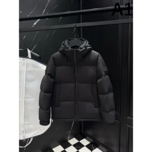 2025FW LOUIS VUITTON ルイヴィトン 根強い定番人気 ダウンジャケット 商品画像 1