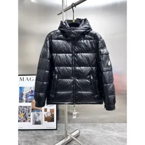 MONCLER モンクレール 2025年秋冬 ダウンジャケット おしゃれ度抜群の人気モデル 商品画像 1
