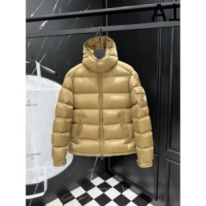 2025FW MONCLER モンクレール 定番人気の軽量モデル ダウンジャケット 商品画像 1