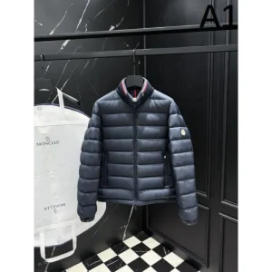 2025FW MONCLER モンクレール 足元まで注目の一着 ダウンジャケット 商品画像 1