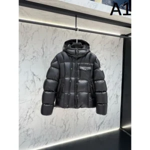 2025FW MONCLER モンクレール 秋冬新作続々登場 ダウンジャケット 商品画像 1