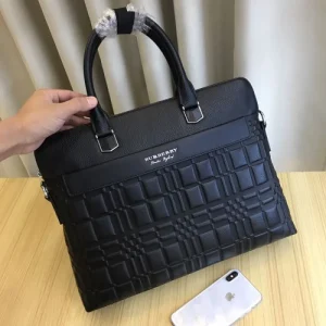 2025FW ブリーフケース BURBERRY バーバリー 限定新作 華やかで大人可愛い人気モデル 商品画像 1