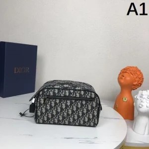 DIOR ディオール クラッチバッグ 2025SS オシャレに見せられる新作レプリカ 商品画像 1