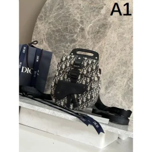2025SS バックパック DIOR ディオール スタイリッシュな雰囲気 商品画像 1
