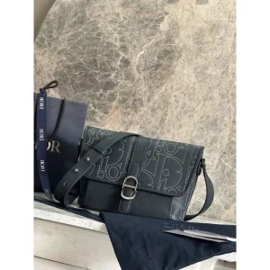 DIOR ディオール ショルダーバッグ 2025SS 国内完売！数量限定の大注目アイテム 商品画像 1