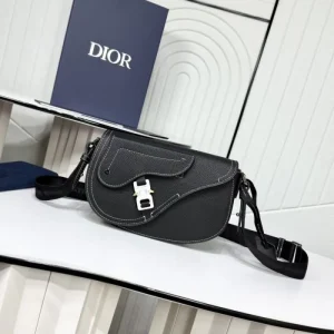 2025FW ショルダーバッグ DIOR ディオール 秋冬限定 品薄必至の大人気新作バッグ 商品画像 1
