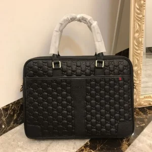2025FW ブリーフケース GUCCI グッチ トレンド感抜群 コーデを格上げする新作 商品画像 1