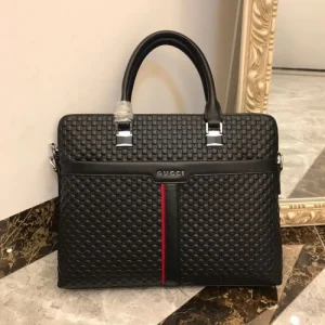 2025FW ブリーフケース GUCCI グッチ 個性派必見 エレガントで存在感あるデザイン 商品画像 1