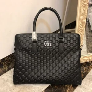 2025FW ブリーフケース GUCCI グッチ スマートなシルエット ビジネスにもカジュアルにも最適 商品画像 1