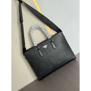 PRADA プラダ ブリーフケース 2025SS 抜群の相性で断然おすすめレプリカ 商品画像 1