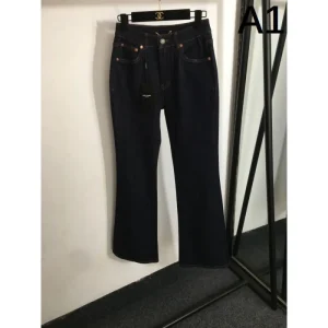 イヴサンローラン (YSL) 2025SS限定 カサンドラロゴ デニムジーンズ 日本未入荷 商品画像 1