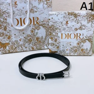 2025FW 定番 ベルト DIOR ディオール 素敵な秋の定番アイテム 高級感 商品画像 1