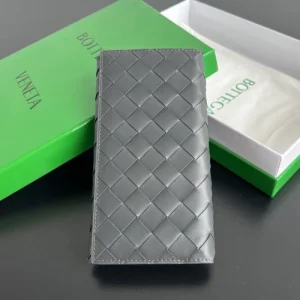 2025SS 春夏季超人気即完売 BOTTEGA VENETA ボッテガヴェネタ 長財布 商品画像 1