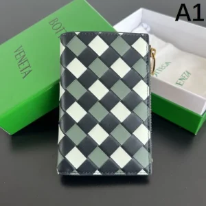 2025SS 今季話題の一級品 BOTTEGA VENETA ボッテガヴェネタ コインバッグ 商品画像 1