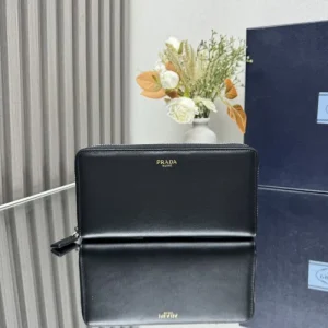 2025SS 最新☆大人気☆話題沸騰 PRADA プラダ 長財布 商品画像 1