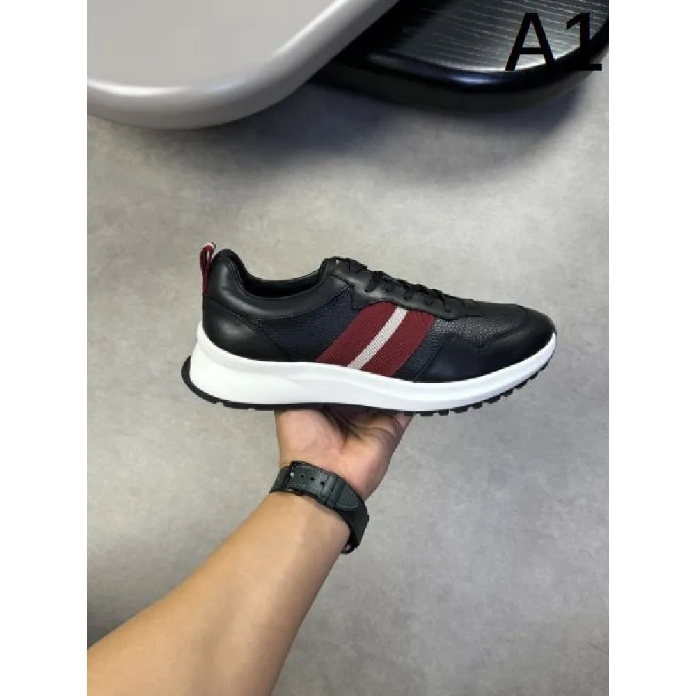 BALLY バリー 2025SS レトロ感のあるデザイン メンズ用 スニーカー 商品画像 1