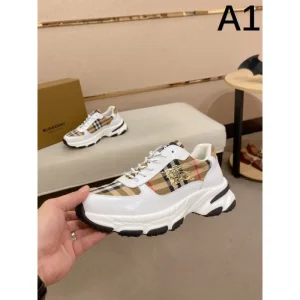 2025SS スニーカー BURBERRY バーバリー 絶大な人気を誇る春夏の新作スニーカー 商品画像 1