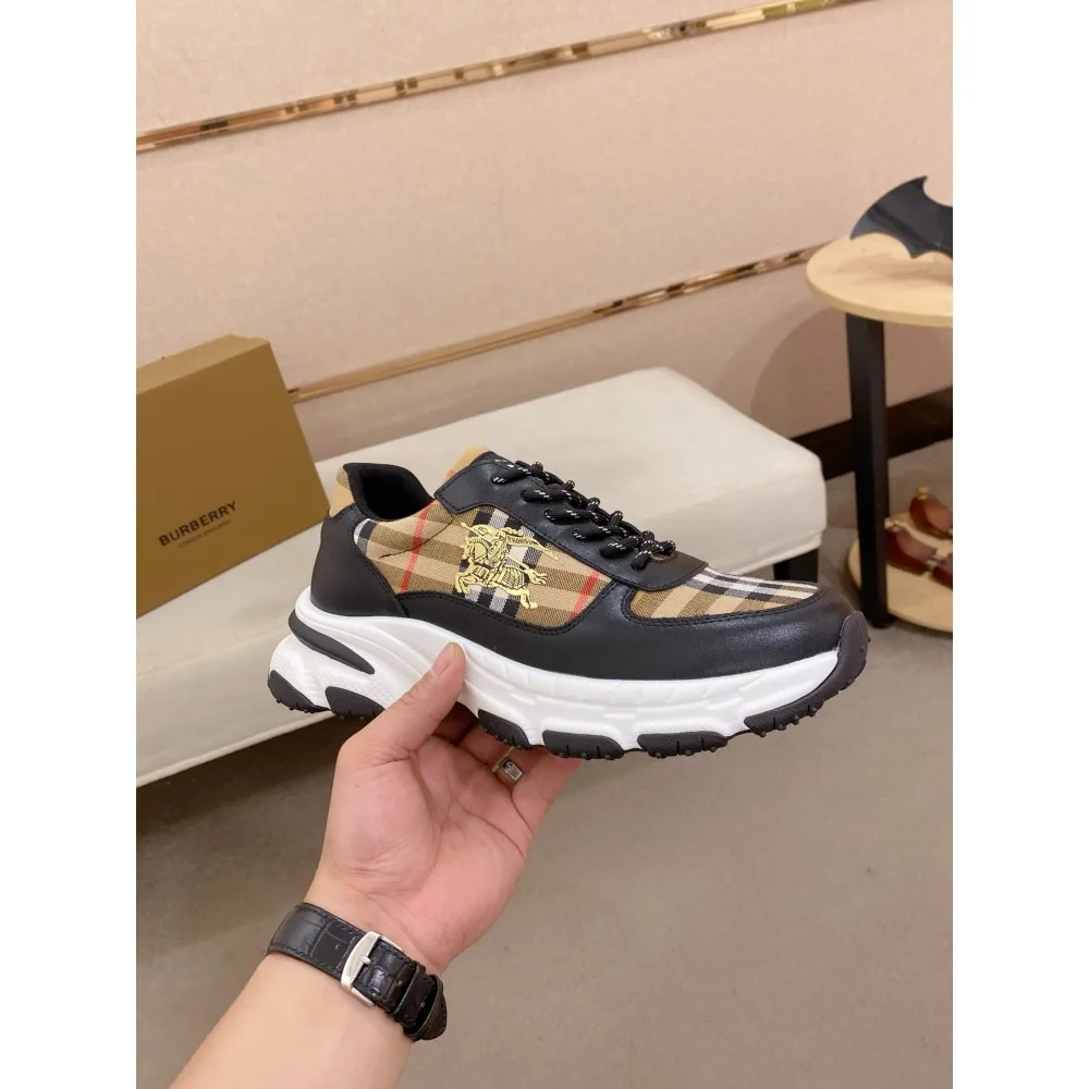 2025SS スニーカー BURBERRY バーバリー 絶大な人気を誇る春夏の新作スニーカー 商品画像 4