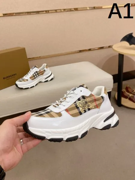 2025SS スニーカー BURBERRY バーバリー 絶大な人気を誇る春夏の新作スニーカー 商品画像 10