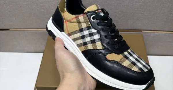 2025FW メンズ スニーカー BURBERRY バーバリー かっこいいスタイルが光るアイテム 商品画像 11