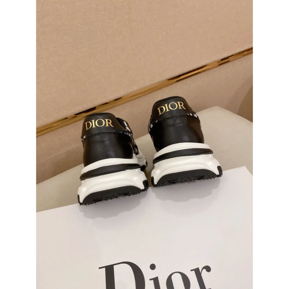 2025SS スニーカー DIOR ディオール この春夏注目のスタイリッシュトップモデル 商品画像 8
