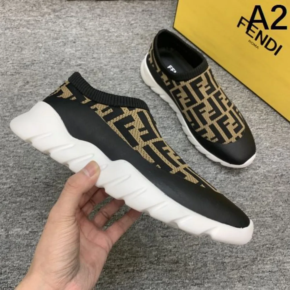 FENDI フェンデイ 2025SS 春夏新作奇跡の再入荷 メンズ用 スニーカー 商品画像 2