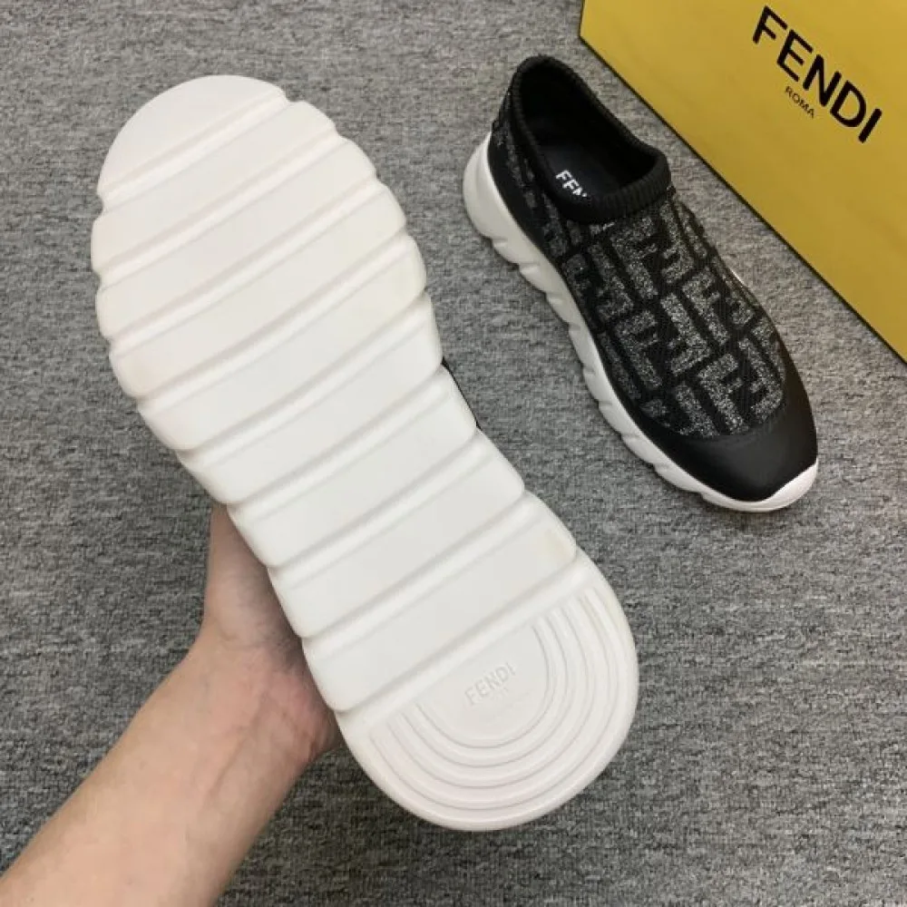 FENDI フェンデイ 2025SS 春夏新作奇跡の再入荷 メンズ用 スニーカー 商品画像 10