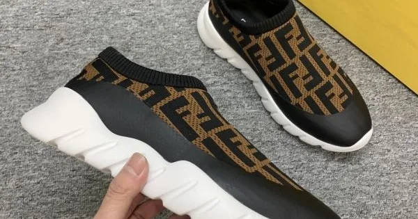 FENDI フェンデイ 2025SS 春夏新作奇跡の再入荷 メンズ用 スニーカー 商品画像 12