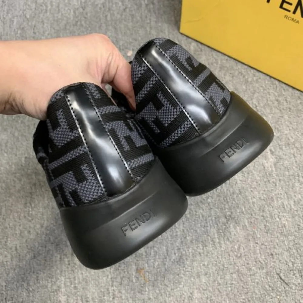 FENDI フェンデイ 2025SS 着心地のいいサイズ感 メンズ用 スニーカー 商品画像 9