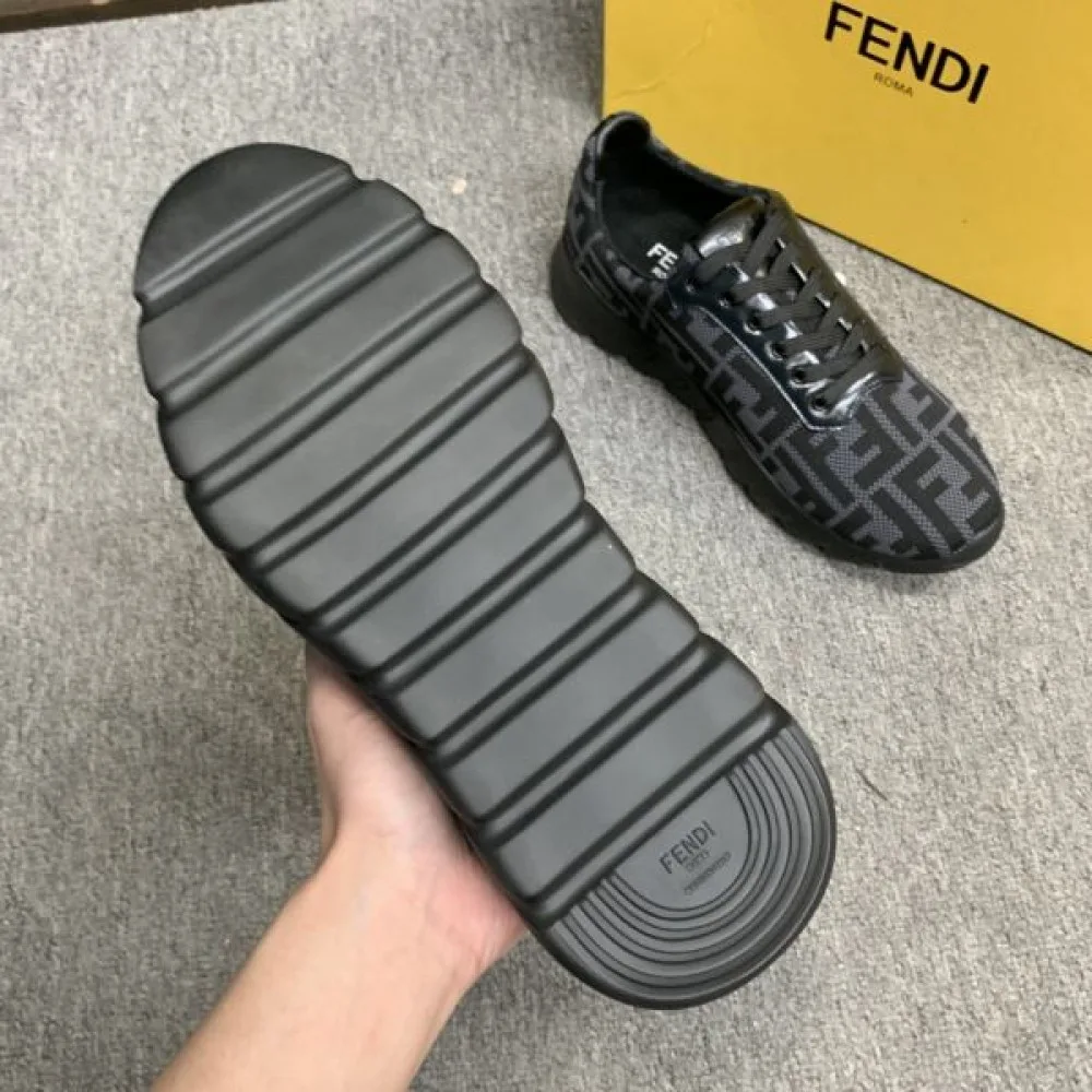 FENDI フェンデイ 2025SS 着心地のいいサイズ感 メンズ用 スニーカー 商品画像 10