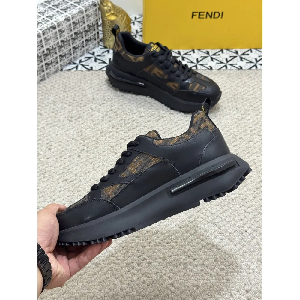 2025SS スニーカー FENDI フェンデイ 最後の春夏コレクションを飾る人気作 商品画像 3