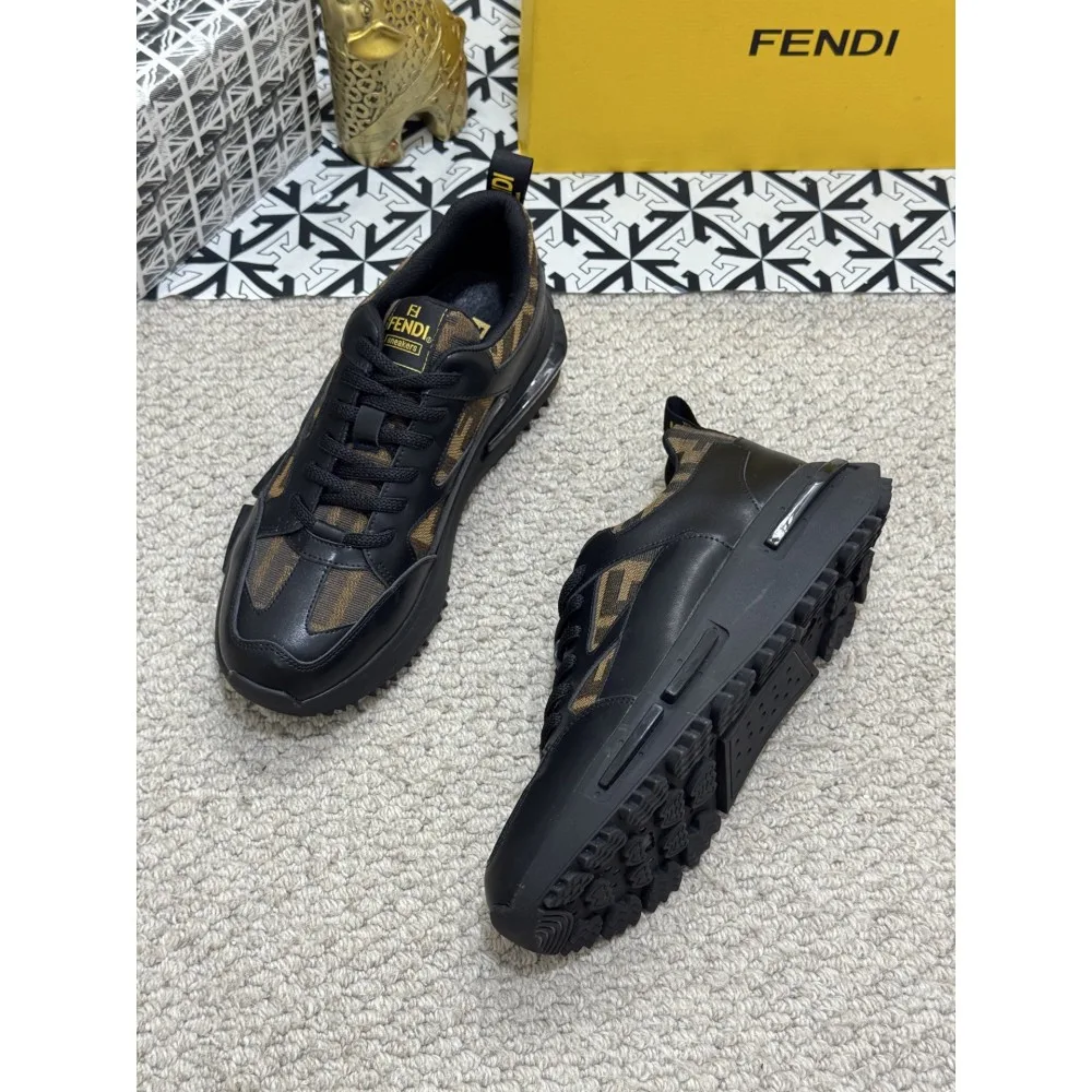 2025SS スニーカー FENDI フェンデイ 最後の春夏コレクションを飾る人気作 商品画像 4