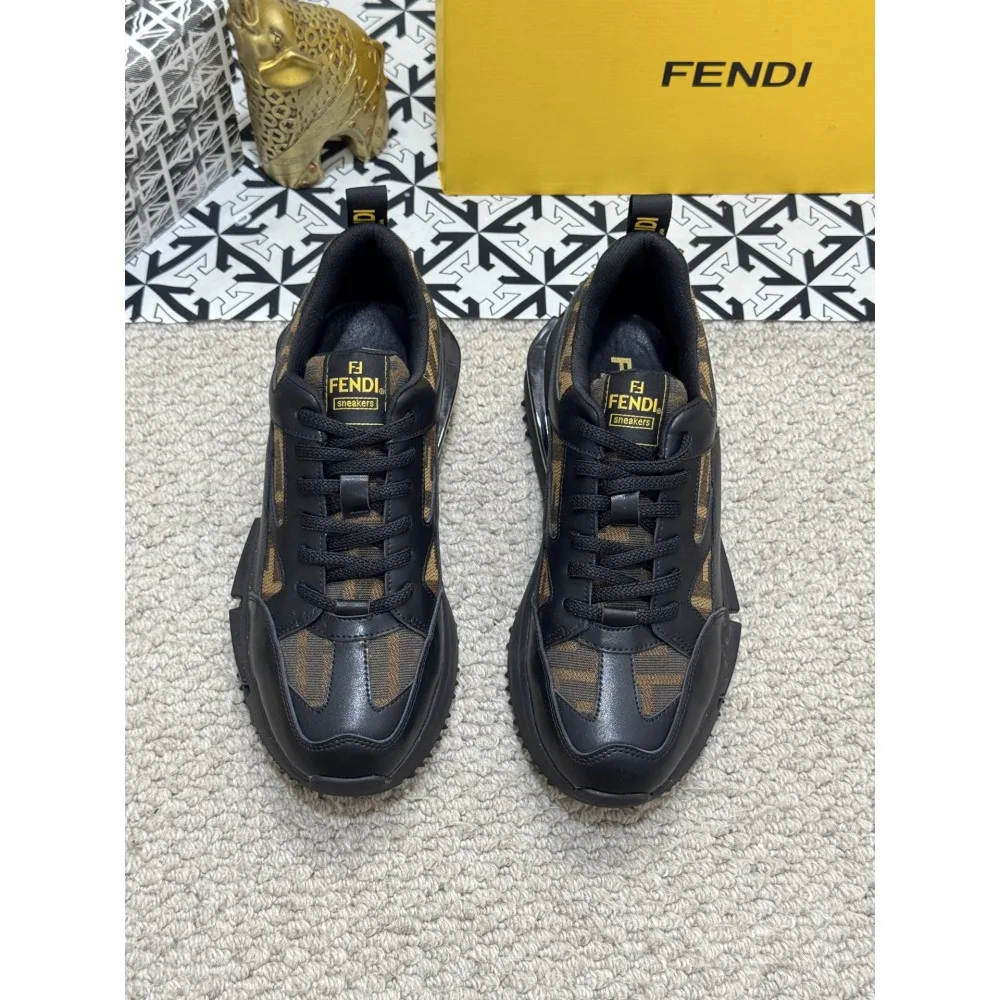 2025SS スニーカー FENDI フェンデイ 最後の春夏コレクションを飾る人気作 商品画像 5
