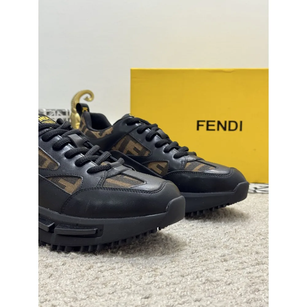 2025SS スニーカー FENDI フェンデイ 最後の春夏コレクションを飾る人気作 商品画像 6