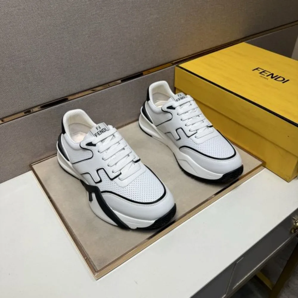 2025秋冬新作 FENDI フェンディ メンズ スニーカー 話題の新作がついに登場 商品画像 3