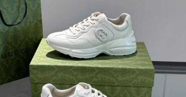 GUCCI グッチ 2025SS お目立ち度の高い新品 メンズ用 スニーカー 商品画像 11