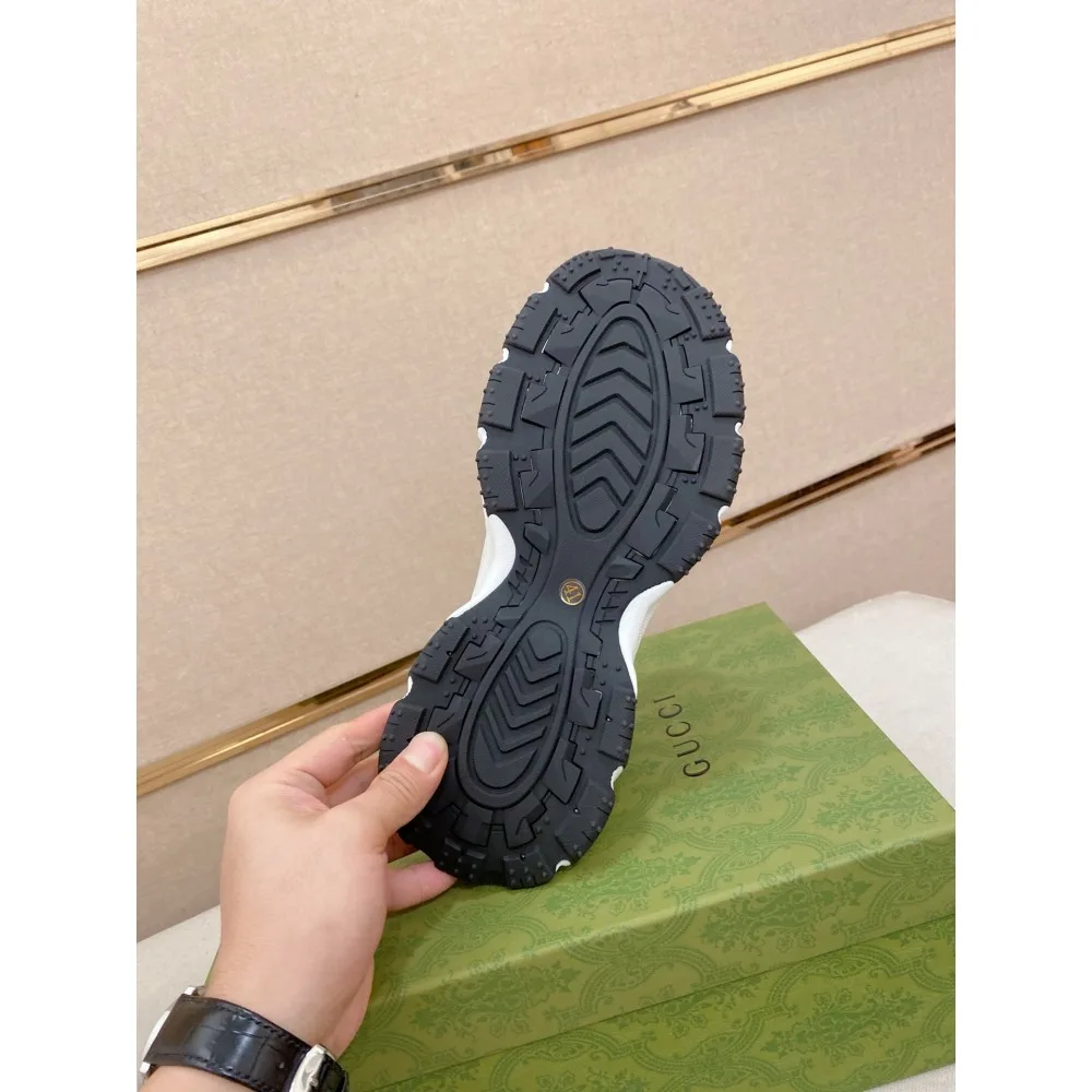 2025SS スニーカー GUCCI グッチ 夏の定番!人気ブランドの必須アイテム 商品画像 10