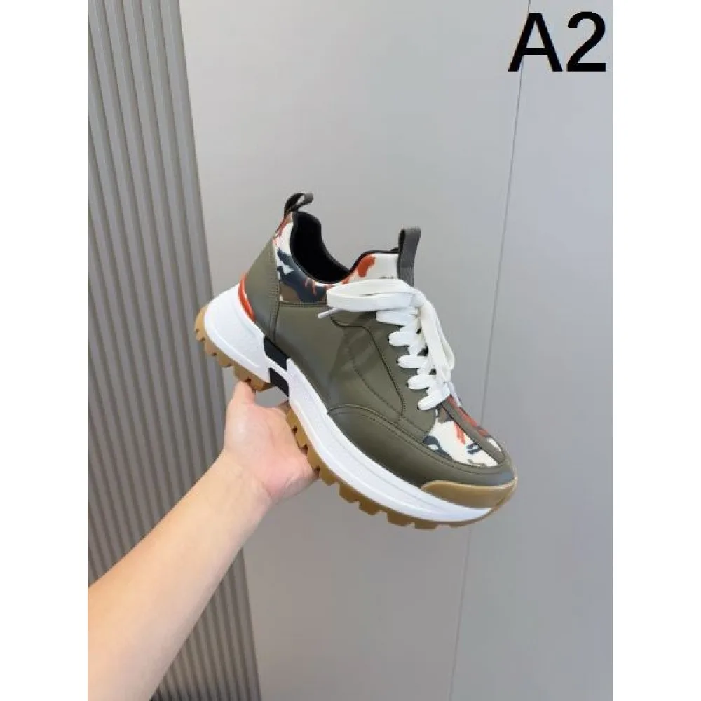 HERMES エルメス 2025SS おしゃれの幅が広がり メンズ用 スニーカー 商品画像 2