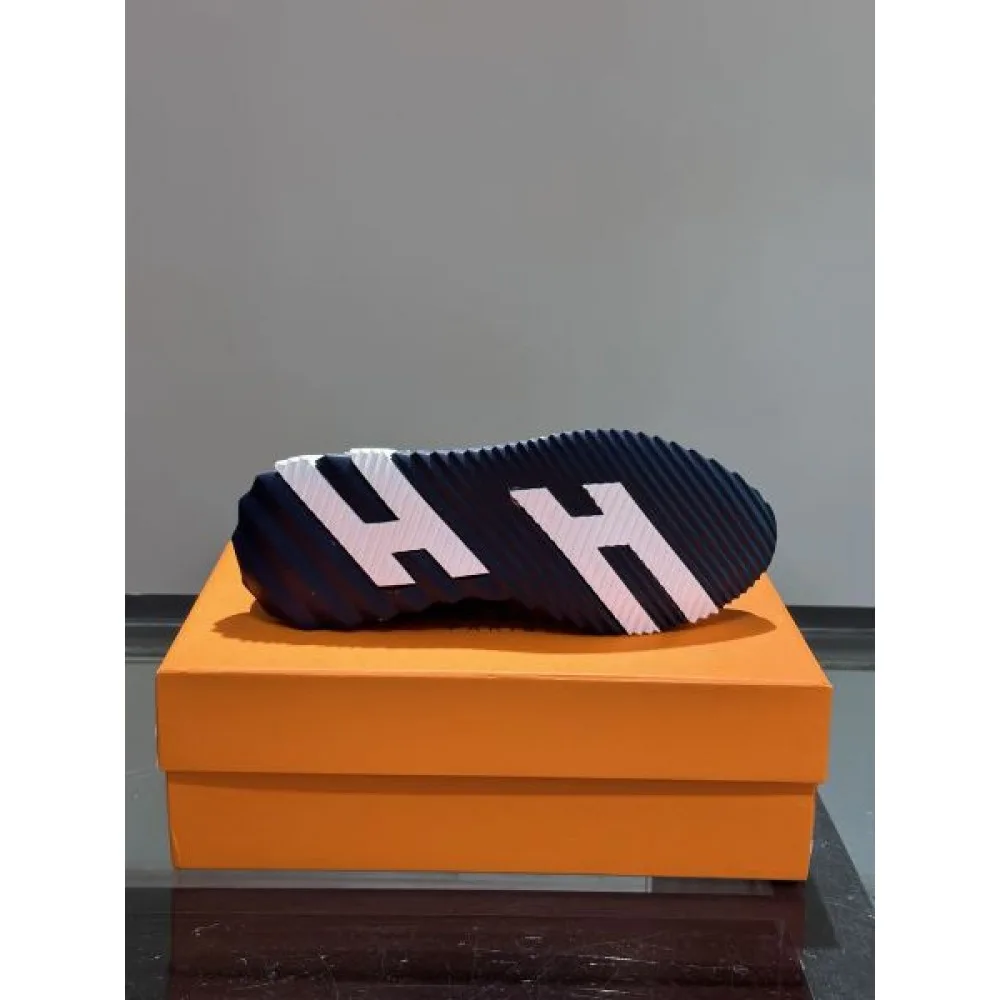 HERMES エルメス 2025SS 一番注目されている商品 メンズ用 スニーカー 商品画像 9