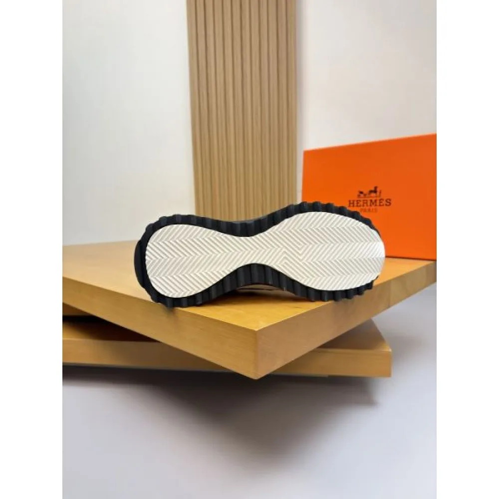 2025FW メンズ スニーカー HERMES エルメス 大人の雰囲気たっぷりの上品なデザイン 商品画像 10