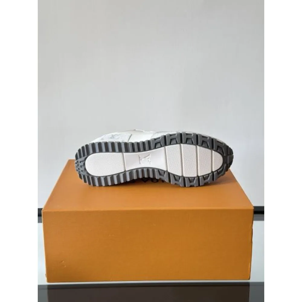 LOUIS VUITTON ルイヴィトン 2025SS VIPセールで奇跡 メンズ用 スニーカー 商品画像 10