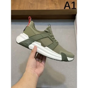 MONCLER モンクレール 2025SS 衝撃セールで破格 メンズ用 スニーカー 商品画像 1
