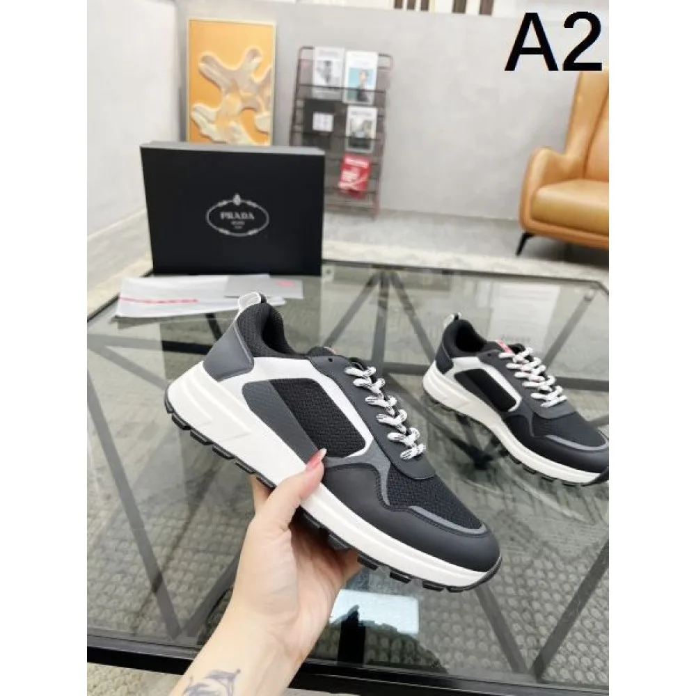 PRADA プラダ 2025SS きれいめコーデに変身 メンズ用 スニーカー 商品画像 2