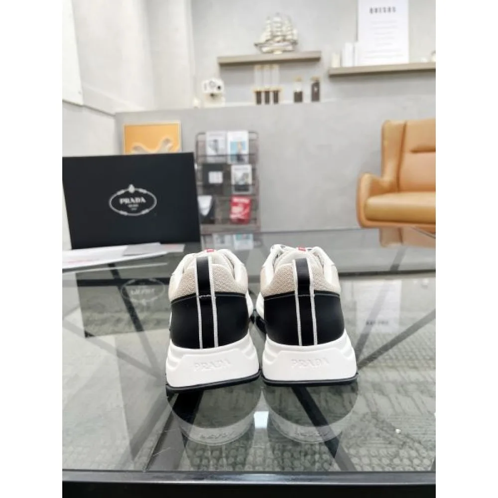 PRADA プラダ 2025SS きれいめコーデに変身 メンズ用 スニーカー 商品画像 8