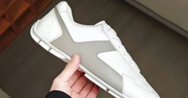 PRADA プラダ 2025SS 上級者すぎる着こなし メンズ用 スニーカー 商品画像 11