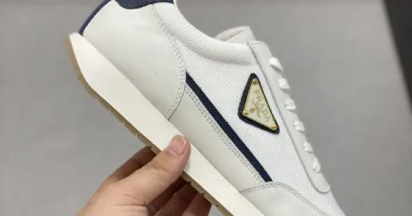 PRADA プラダ 2025SS 最旬トレンド間違いなし メンズ用 スニーカー 商品画像 12