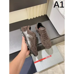 2025SS スニーカー PRADA プラダ 高感度セレブ愛用の注目モデル 商品画像 1