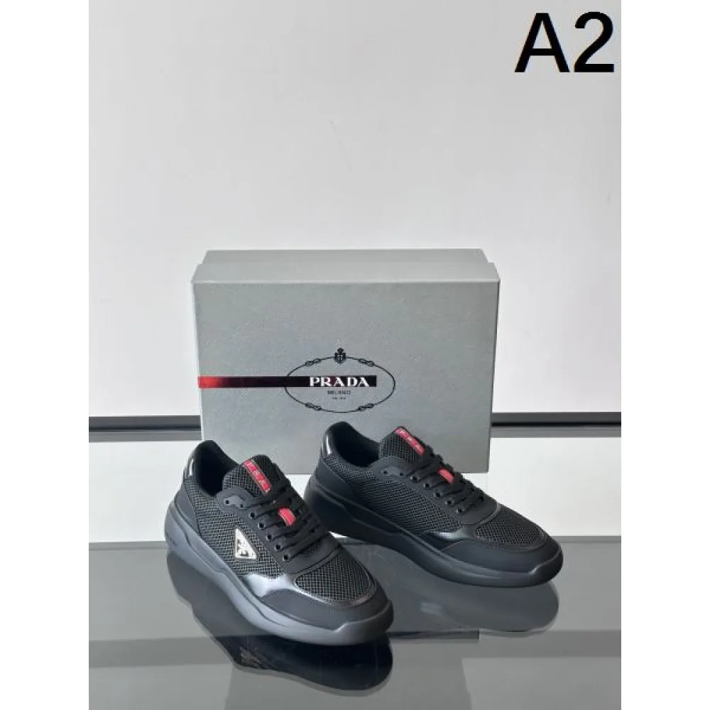 2025SS スニーカー PRADA プラダ ブランドロゴが際立つ人気デザイン 商品画像 2